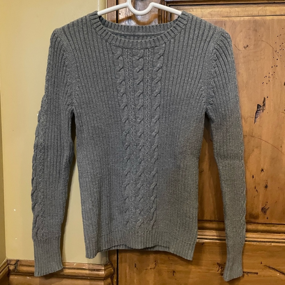 Sonoma womens sweater. Small. Great Condition!